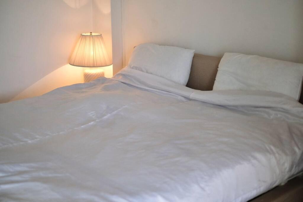 Airport View Apartment Cozy Room Near Airport สมุทรปราการ ภายนอก รูปภาพ